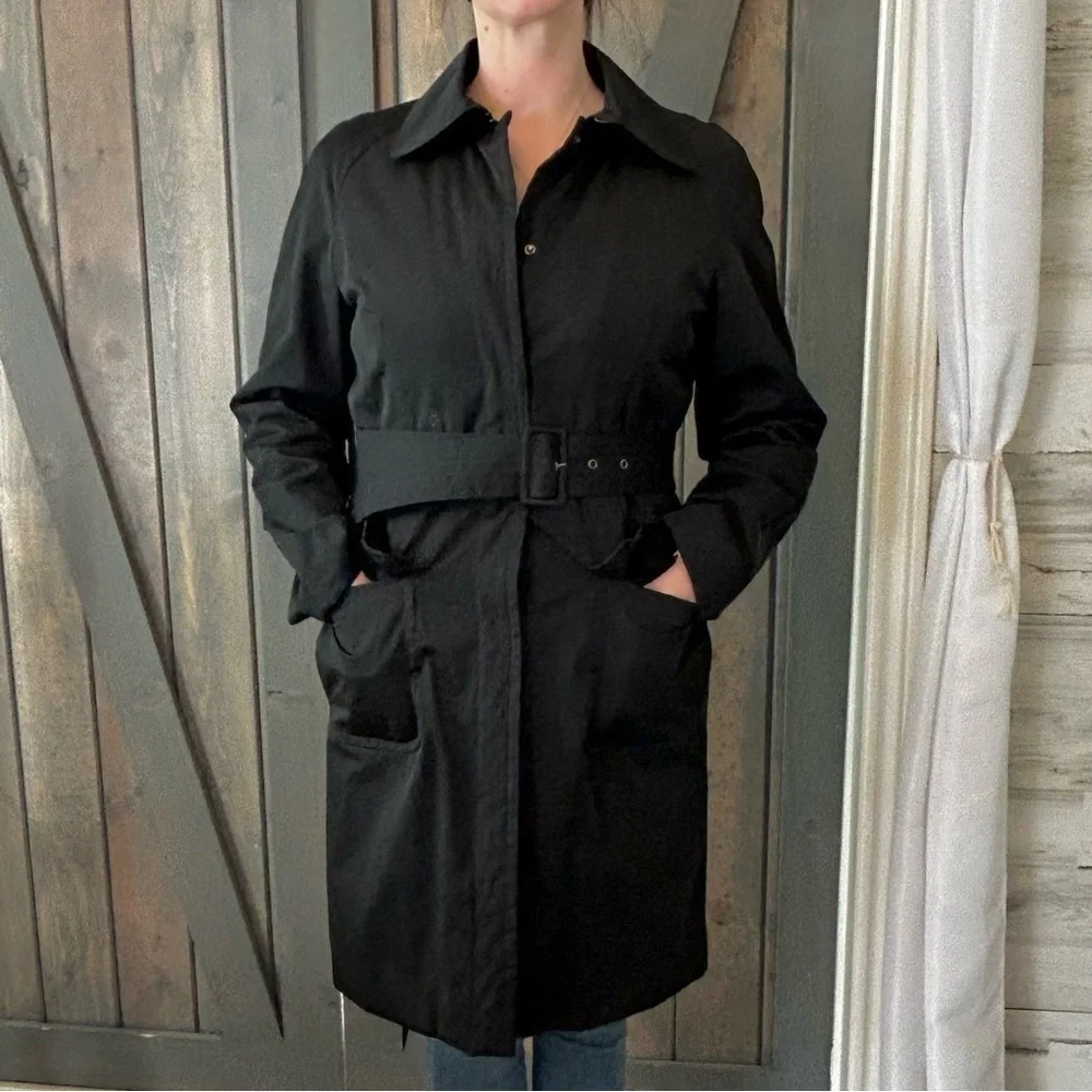 Ellen Tracy Black Raincoat. Trenchcoat. Size Medium - Picture 2 of 13